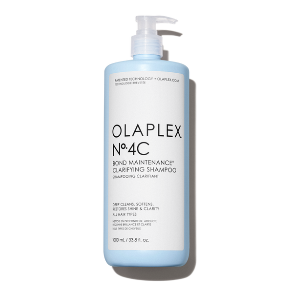 OLAPLEX Nº.4C BOND MAINTENANCE® SHAMPOOING CLARIFIANT

NETTOIE EN PROFONDEUR, ADOUCIT ET RESTAURE LA BRILLANCE ET LA CLARTÉ DE TOUS LES TYPES DE CHEVEUX

1000 ml - main view