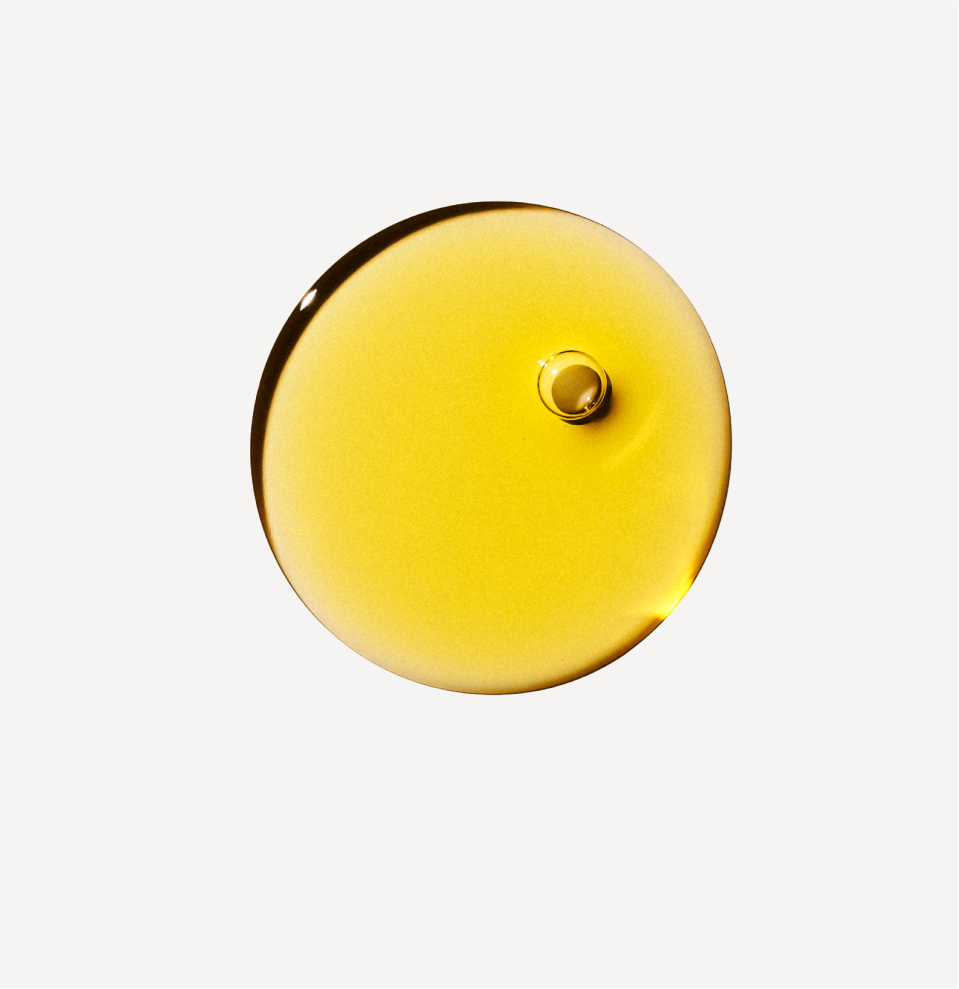 survoler

Petite quantité de la OLAPLEX N°.7 BONDING OIL™ sur fond blanc