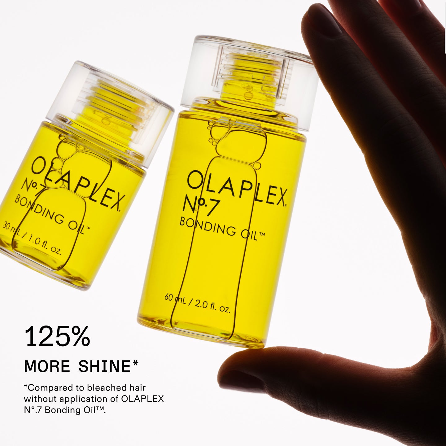 125 % PLUS DE BRILLANCE* 

*Par rapport aux cheveux décolorés sans application de l'OLAPLEX N°.7 Bonding Oil™